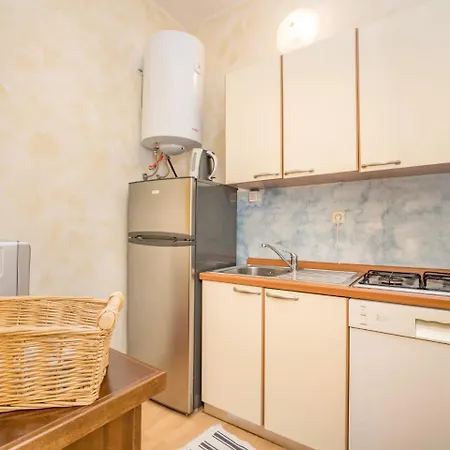 Rossella 2-3 Apartment *